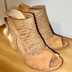 Paul Green Leilani Woven Leather Peep Toe Zip Up Heeled Booties Size 5.5